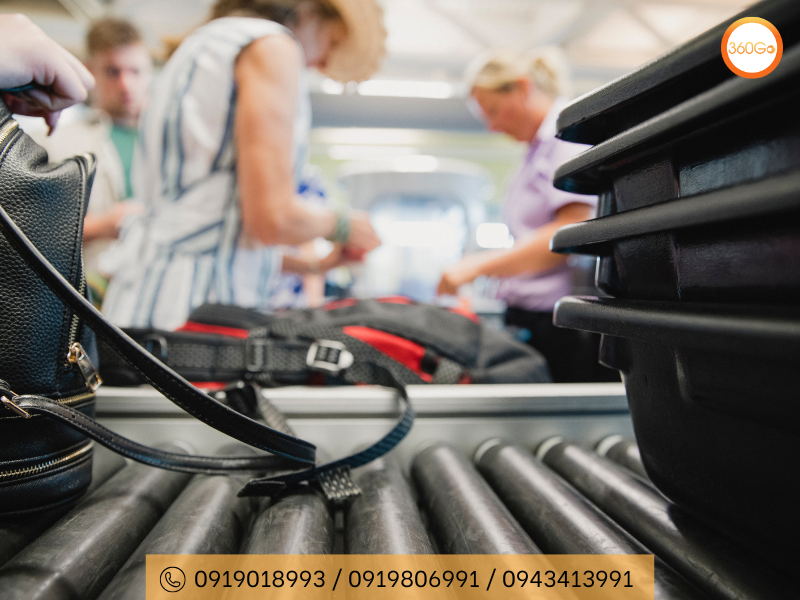 Bạn có thể hỏi nhân viên sân bay hoặc hãng hàng không để tránh rắc rối khi làm thủ tục - Du lịch 360Go